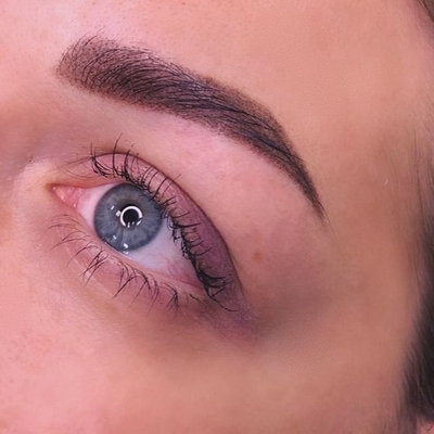 Вечная красота по невероятно низкой цене! Перманентный макияж от топового мастера INESSA со скидкой до 43%!