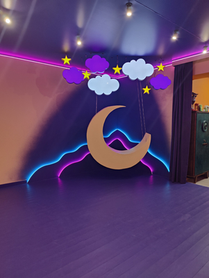 Удивите своего ребёнка и подарите незабываемые эмоции! Детское пространство «Дети в теме» дарит скидки до 30% на квест и проведение детских праздников!