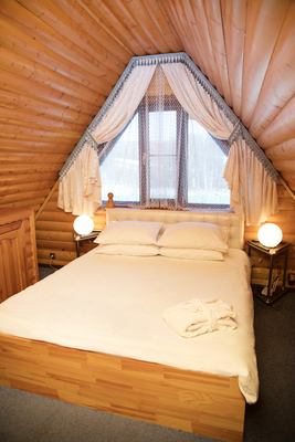 Отдохните душой и телом в эко-отеле «Кочаки»! Комфортабельные коттеджи и баня со скидкой до 50%!