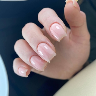 Маникюр, педикюр и обучение в студии «Royal Nails» со скидкой до 50% Маникюр, педикюр и обучение в студии «Royal Nails» со скидкой до 50%
