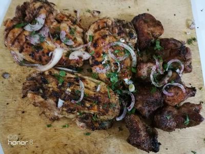 Сочный, ароматный шашлык и другие блюда с мангала от службы доставки «Lamajo71» со скидкой до 50%!