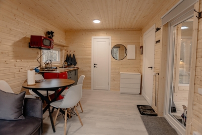 Незабываемый отдых в глэмпинге «Терруар»! Для Вас вкусные завтраки, посещение бани и банный чан со скидкой 44%