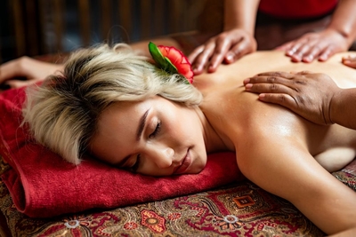 Почувствуйте атмосферу настоящего Таиланда от «Savatdi Spa» со скидкой 50%! 