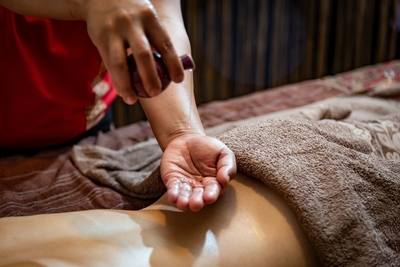 Почувствуйте атмосферу настоящего Таиланда от «Savatdi Spa» со скидкой 50%! 