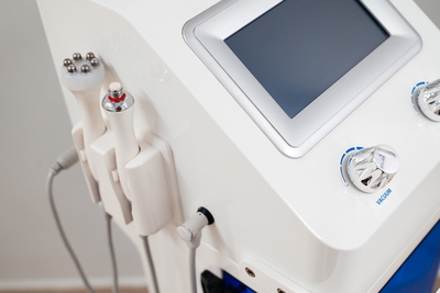 Плазмолифтинг и уколы красоты со скидками до 81%! Будь красивой с Клиникой Красоты!