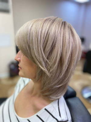 Услуги для волос и ногтей со скидкой до 58% 