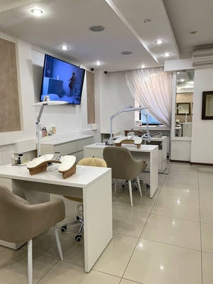 Маникюр, педикюр и обучение в студии «Royal Nails» со скидкой до 50% Маникюр, педикюр и обучение в студии «Royal Nails» со скидкой до 50%