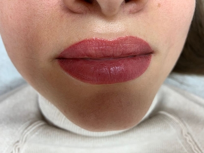 Вечная красота по невероятно низкой цене! Перманентный макияж от топового мастера INESSA со скидкой до 43%!