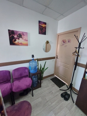 Порадуйте себя процедурами по уходу и коррекции тела с эффектом липосакции, различными видами массажа со скидкой до 54% в студии «Julia Kaz»!