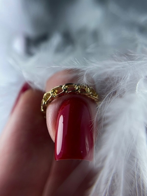 Маникюр, педикюр и обучение в студии «Royal Nails» со скидкой до 50% Маникюр, педикюр и обучение в студии «Royal Nails» со скидкой до 50%