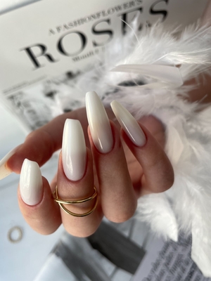 Маникюр, педикюр и обучение в студии «Royal Nails» со скидкой до 50% Маникюр, педикюр и обучение в студии «Royal Nails» со скидкой до 50%